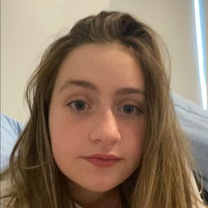 Meet your Posher, Ellie